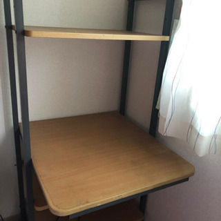 四段パソコンデスク　無料でお譲りします
