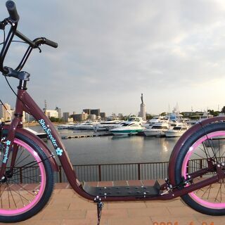 スカイスクーター☆新品♪sky scooter！ストリートでサーフィン★SMART　HACKER！キックボード＆キックスクーター！KB3☆KB2・ネオンピンク×茶 スカイスクーター☆新品♪Sky Scooter！ストリートでサーフィン☆SMART