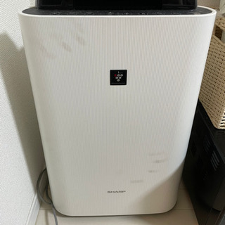 シャープ 空気清浄機 KC-F50-Wの画像