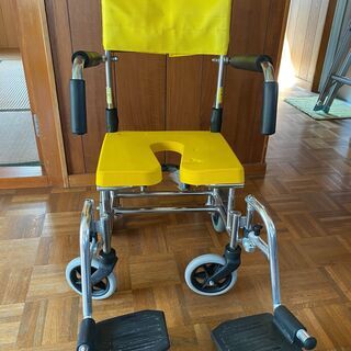 介助用車椅子KAWAMURA シャワーキャリー 入浴/お風呂/シ...