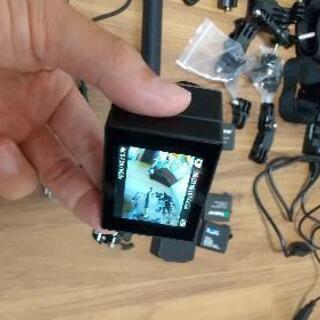 [要望に応え値引き！連絡早い方へ]GoPro4ブラック(中古)アクセサリー多数のおまけ付きの画像