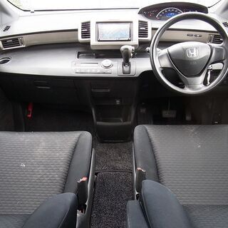 ◆両側スライド5人乗り♪車中泊OK！H23年式フリードスパイク・Gジャストセレクション◆ナビ/ETC/地デジ他装備充実◆検・令和4年3月まで！！の画像