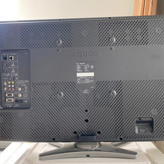 【美品】【あんしん決済】SHARP シャープ　AQUOS ３２型液晶テレビ　コード説明書リモコン付きの画像