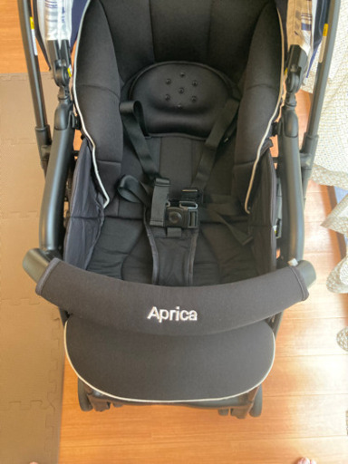 【購入者様決まりました、お問い合わせありがとうございました】アップリカ ベビーカー カルーエアー☆