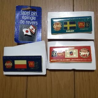 マクドナルド　⚽サッカー記念ピンバッチ3個+他ピンバッチ1個　未...