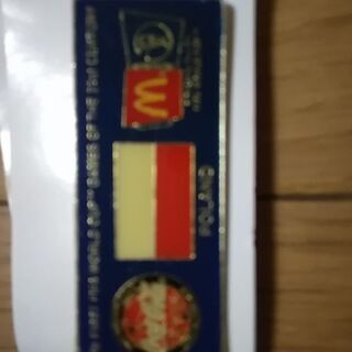 マクドナルド　⚽サッカー記念ピンバッチ3個+他ピンバッチ1個　未使用　経年保管品　錆びキズ無し　見落としはお許しくださいの画像