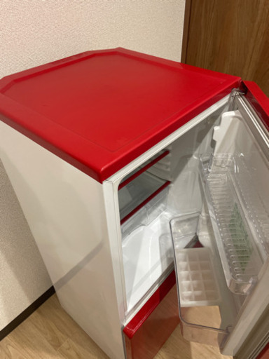 赤のかわいい冷蔵庫！MORITA  ノンフロン冷凍冷蔵庫　MR-P1100