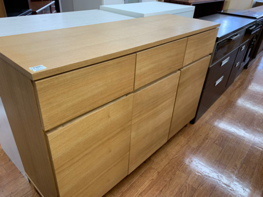 無印良品！収納たくさん！キャビネットです！