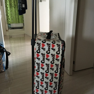 CECIL McBEE トランクの画像