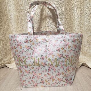 CECIL McBEEトートバッグ（セシルマクビー花柄トートバック）新品の画像