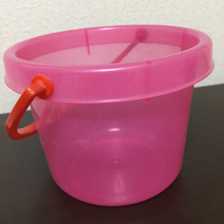 ドラえもんの可愛いバケツ2個プラスおまけ１個の画像