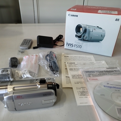 6月21日　値下げ！！　0617-022 Canon ハンディビデオカメラ IVIS FS10