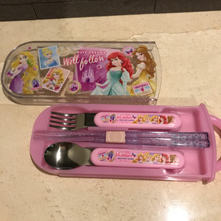ディズニープリンセス　お弁当箱、おはしセットの画像