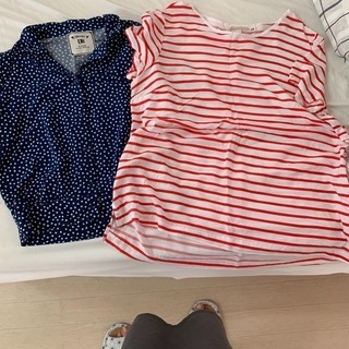 バック(使用済み)、化粧水乳液(半分,4か月前購入)、洋服の画像