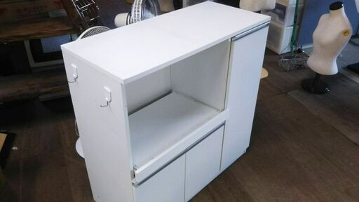 キッチンボード　白