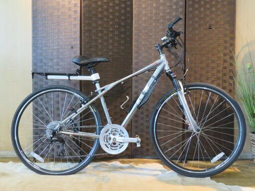 レユニオン クロスバイク28インチ
