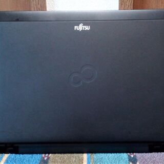 🔴特価！✅送料無料！💗FUFITSU LIFEBOOK P771/重さ1.3kg コンパクトサイズ/大容量バッテリー搭載！/高性能🆙Core i5/光速☆彡SSD120GB/メモリ4GB♪/大容量バッテリー！/すぐ使えるWindows10♪/SDカードスロット♪/すぐ繋がるWi-Fi📶/Microsoft Office2019📒✎/点検整備清掃済み😊/No.10617の画像