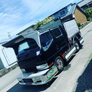 三重県四日市市にある、車、バイク、デコトラのショップです。デコトラに興味のある方はとうぞ！の画像