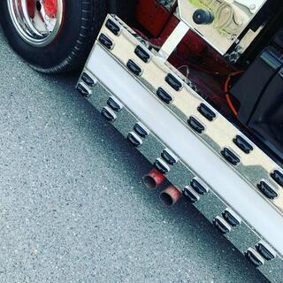 三重県四日市市にある、車、バイク、デコトラのショップです。デコトラに興味のある方はとうぞ！ - 友達