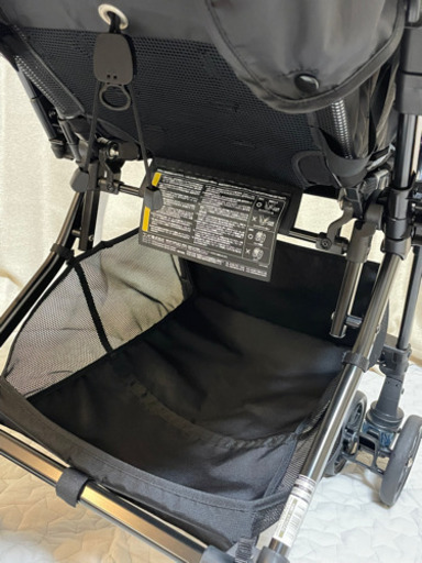 【再値下げ】コンビ ホワイトレーベル スゴカルα 4キャス Compact エッグショック HK