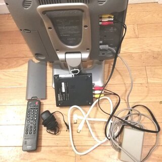 SHARP AQUOS 液晶テレビ 13インチ　2002年製