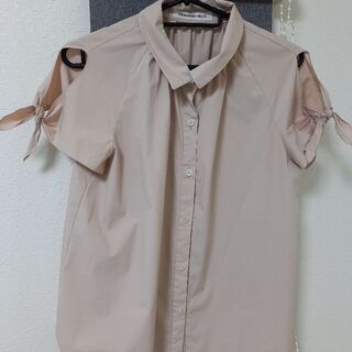 STRAWBERRY-FIELDSピンクベージュブラウス