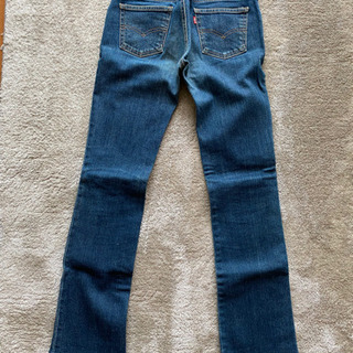 リーバイス　ストレートジーンズの画像