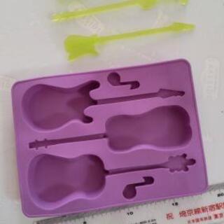 製氷型 ギター バイオリン チェロ 音符の画像