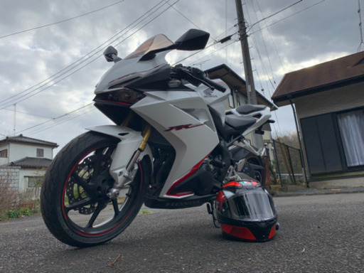 ホンダ CBR250rr