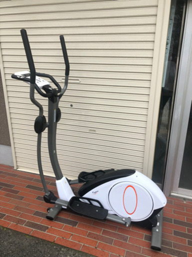 ■DAIKO ダイコウ　家庭用エリプティカルバイク　(電動負荷式)DK-8900 トレーニングマシン　クロストレーナー　動作品■