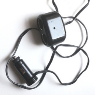 シガーソケット電源延長コード　1m 2口ソケット