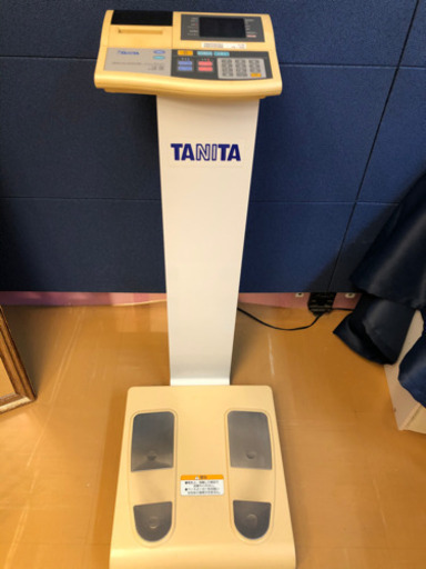 タニタの体重計  6/25まで