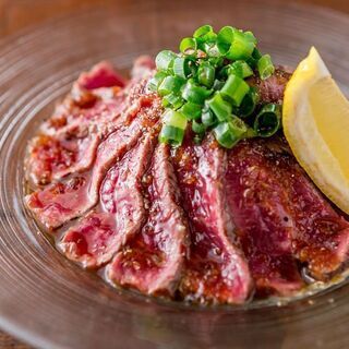 急募‼社員月給25万円〜　バイト時給1150円〜 ≪都内で有名なスペインバルでのホールのお仕事！≫の画像