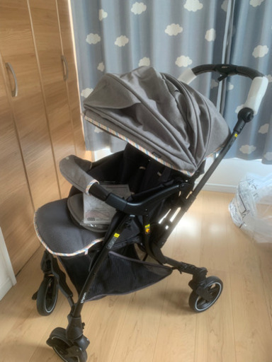 ピジョン ベビーカー 値下げ