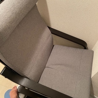 椅子、テーブル　ゴミ箱　IKEA ポエング 