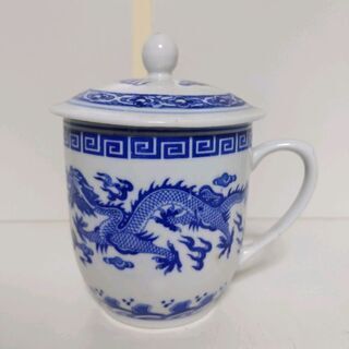 龍のコップ　蓋付き