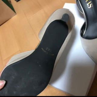 デュラス　パンプス ハイヒール　ベージュの画像