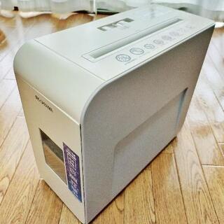 電動ペーパーシュレッダー クロスカットA4