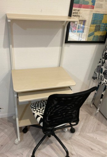 パソコンデスク＆チェアー譲ります