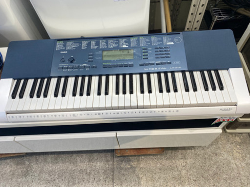CASIO カシオ 光ナビゲーション キーボード LK-215 61鍵 200曲