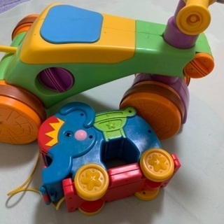 プーさん　よくばりウォーカーライダーとおもちゃの画像