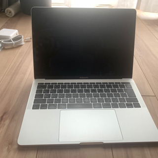 MacBookPro 2017 i5 メモリ8G 256SSDの画像