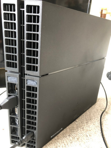 【PS4】コントローラー三つ付き、ACアダプタ付き【CUH1200A】