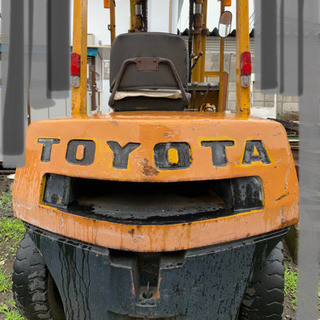 トヨタ　3トン　デイセルフォークリフト　　　3FD30