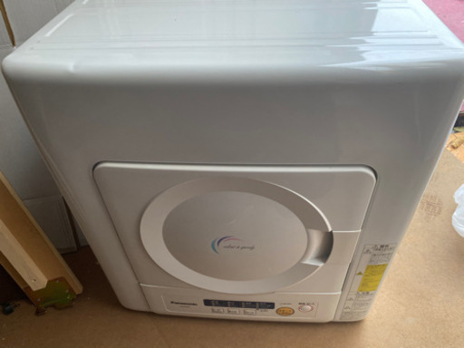 除湿系電気衣類乾燥機　4.0kg Panasonic 2016年製