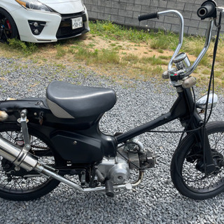 ホンダスーパーカブ  カッコイイです