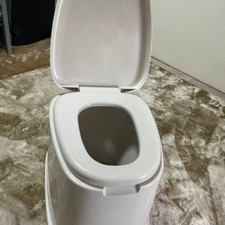 トンボ洋式便座　据置型ベージュ