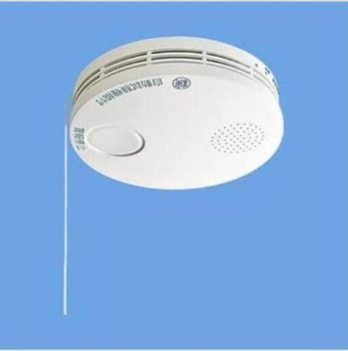 【価格約4分の1 新品です】高感度型 配線不要で広いお部屋対応\u0026天井につけなくてもOK 農業施設やビニールハウスにも 防災に 火災報知器 Panasonicけむり当番 2種 スリム型・10年寿命 バッテリー式 新品③