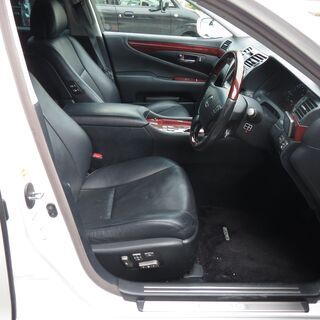 LEXUS！LS460！社外アルミ！車検令和4年7月！！2月イベント車！！の画像