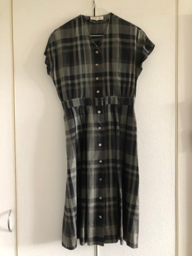 SALE バーバリー　ワンピース